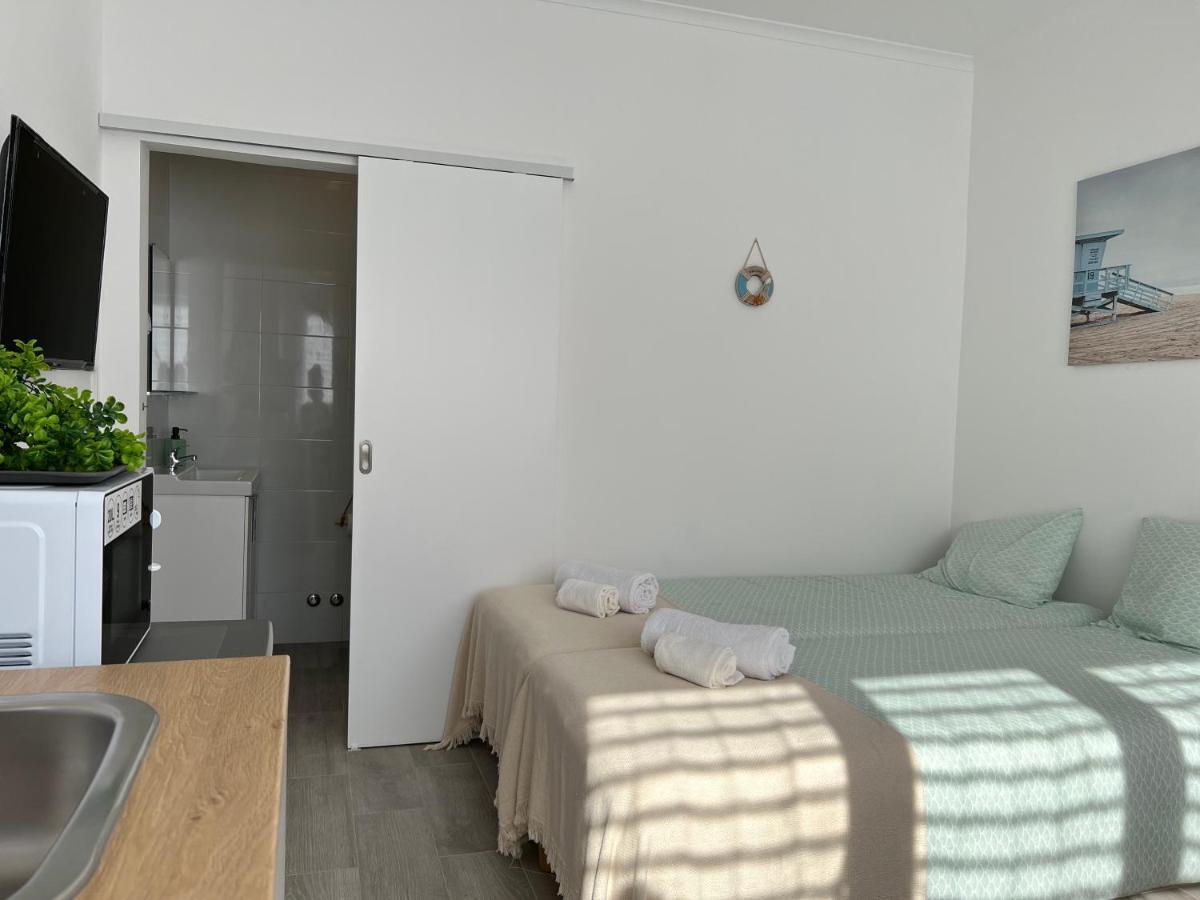Studios Xl & Xl Plus Коста да Капарика Екстериор снимка